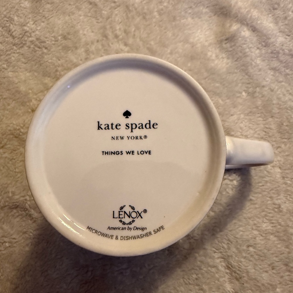 NEW kate spade Things We Love News Well-Read Tote Mug - Picture 6 of 6